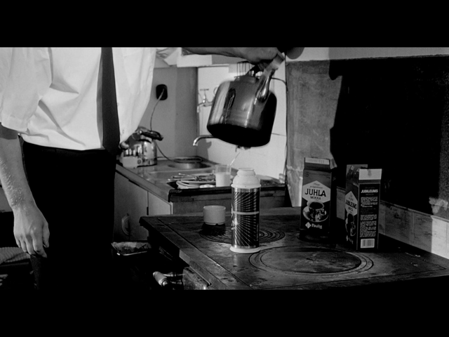 Image of empty Juhla Mokka containers